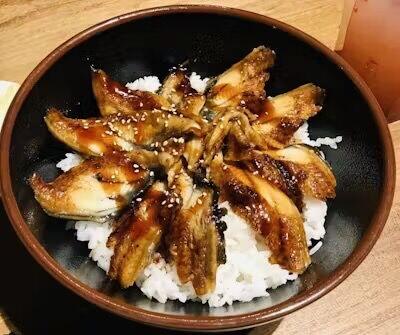 (C4)Unagi Don